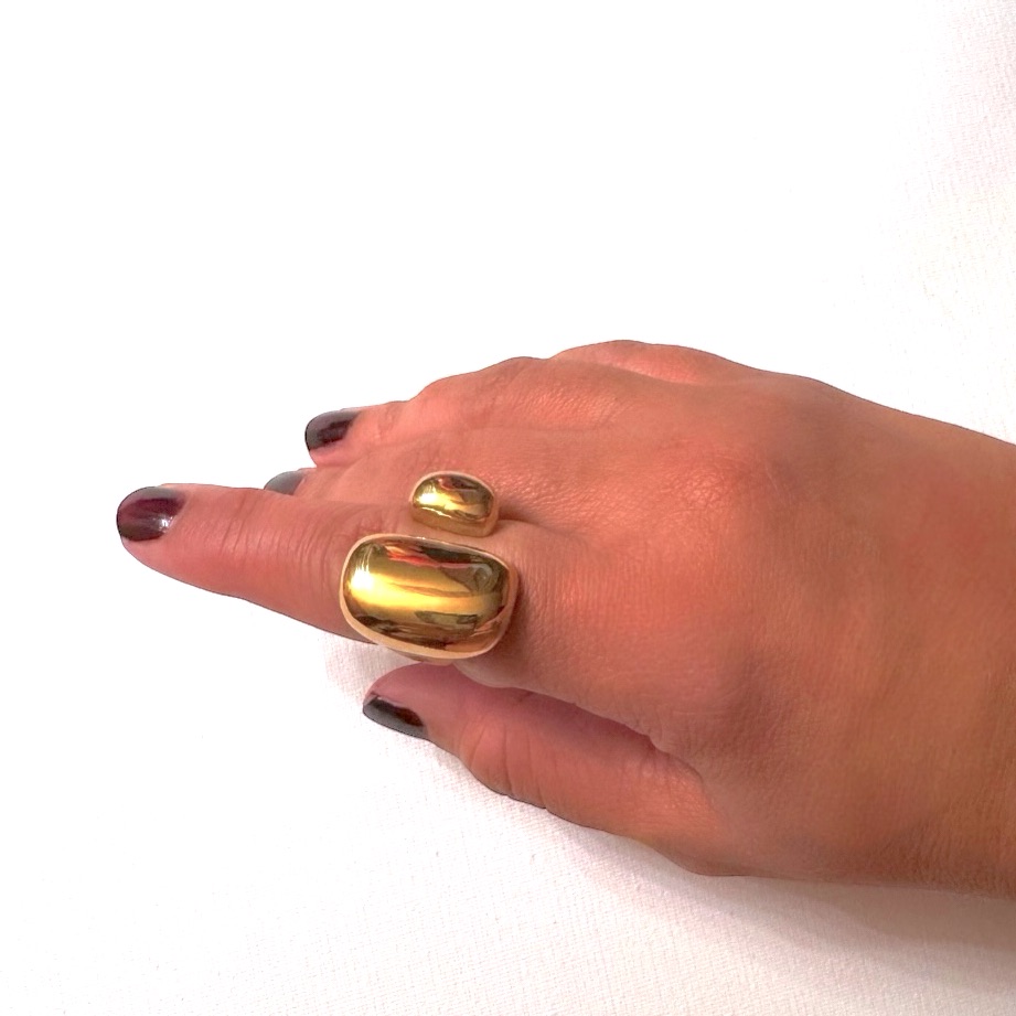Contemporary Chunky High-Polished Gold-Tone Geometric Stainless Steel Ring